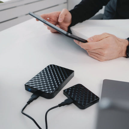 2TB Store 'n' Go Portable Hard Drive, 2 TB, USB 3.0, Black