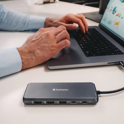 USB-C Pro Multiport Hub14 Port, Gray