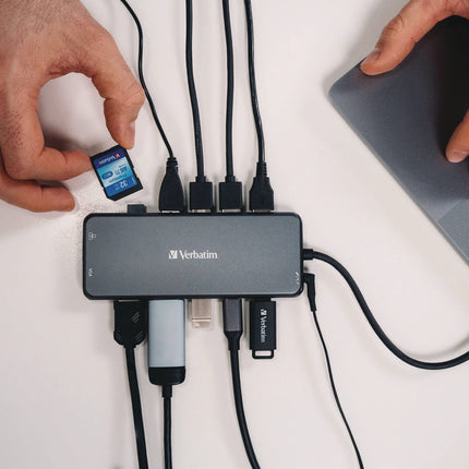 USB-C Pro Multiport Hub14 Port, Gray