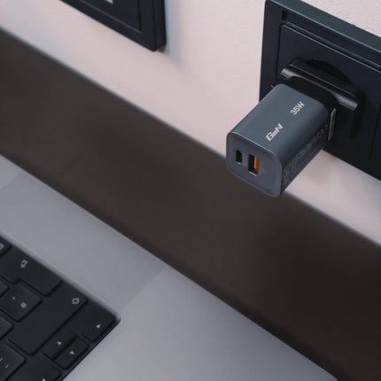 35 W 2-Port GaN Wall Charger, Black/Gray