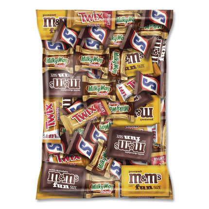 Mini Milk Chocolate and Pringles Snack Stacks Variety Combo Pack, 62 oz Bag Mini/Fun Size, (36) Cups Assorted Flavors/Bundle