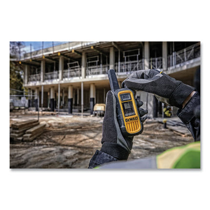 2DXFRS800SV1 Two-Way Radios, 2 W, 22 Channels