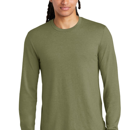 District ® Perfect Tri ® Long Sleeve Tee . DM132