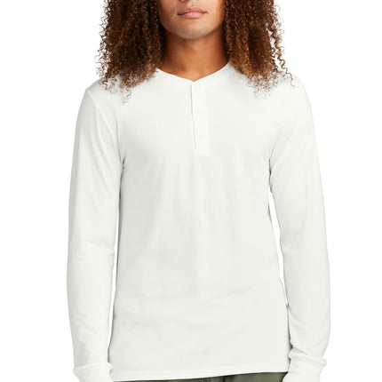 District ® Perfect Tri ® Long Sleeve Henley DT145