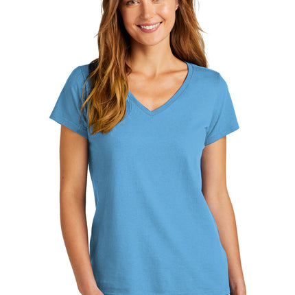 District ® Women's The Concert Tee ® V-Neck DT5002