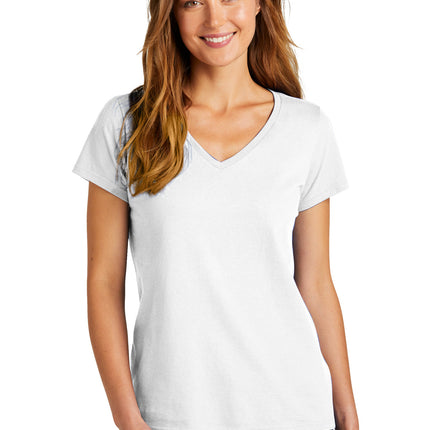 District ® Women's The Concert Tee ® V-Neck DT5002