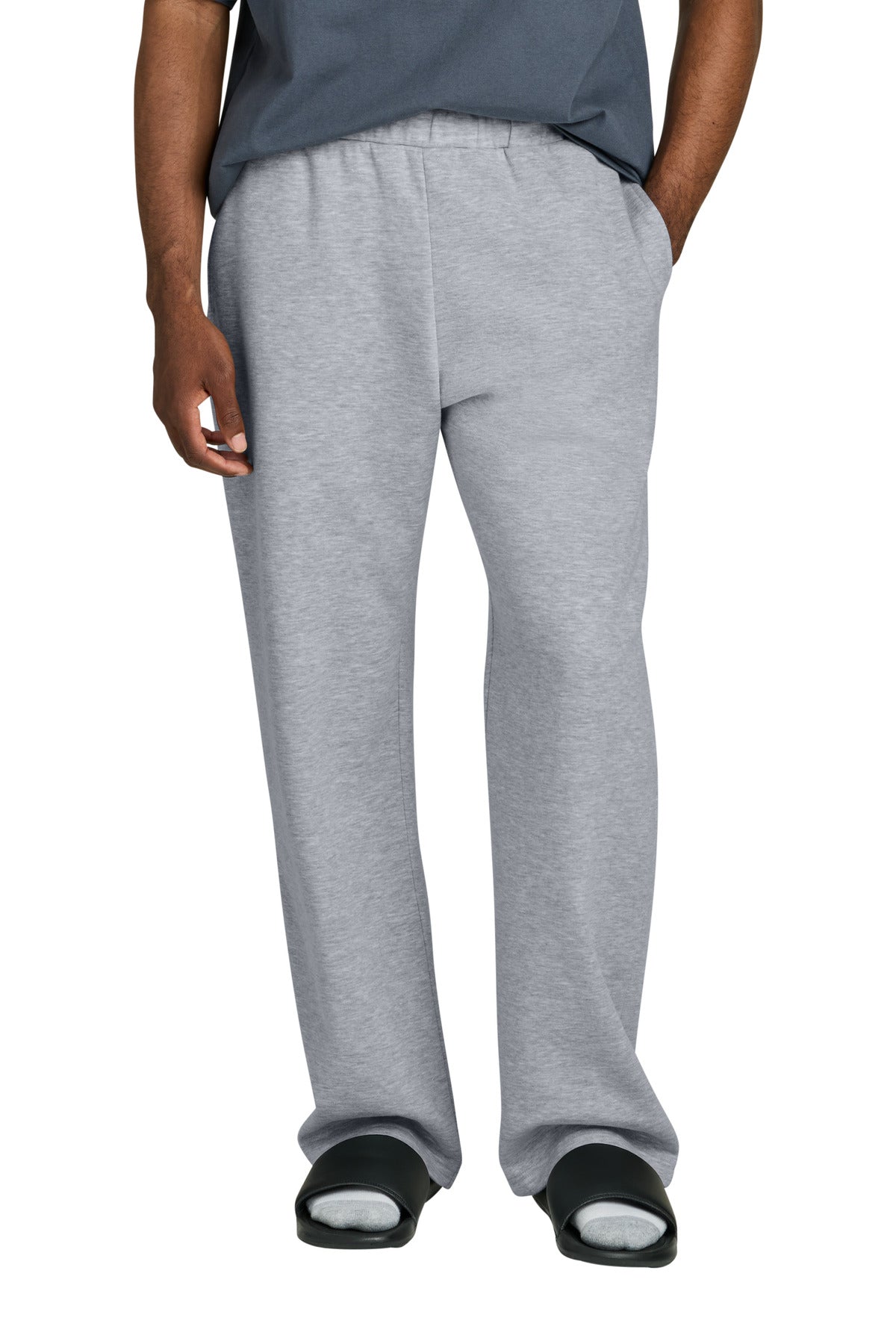 District ®  V.I.T. Fleece Open-Bottom Sweatpant DT6117