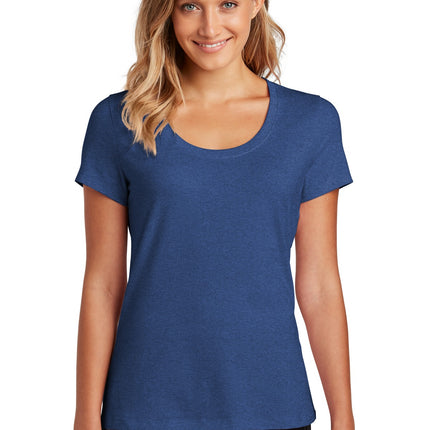 District  ® Women's Flex Scoop Neck Tee DT7501