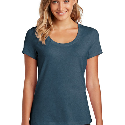 District  ® Women's Flex Scoop Neck Tee DT7501