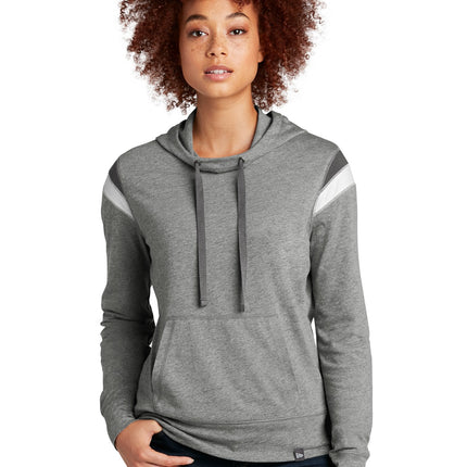 New Era  ® Women's Heritage Blend Varsity Hoodie LNEA108
