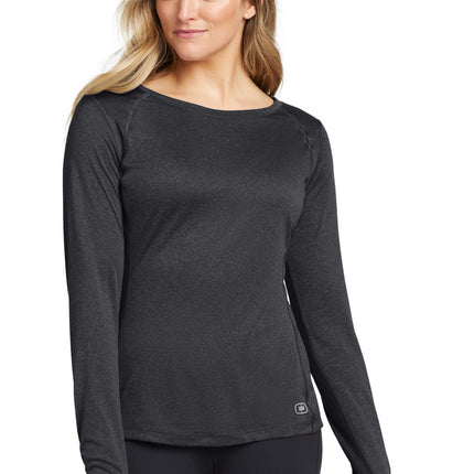OGIO ® Women's Long Sleeve Pulse Crew. LOE321