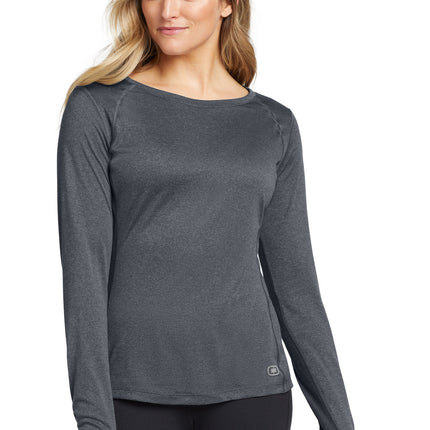 OGIO ® Women's Long Sleeve Pulse Crew. LOE321