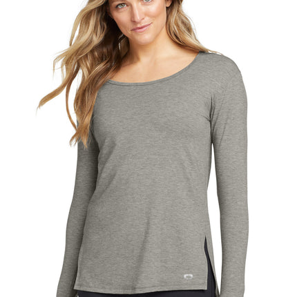 OGIO  ®  Women's Luuma Long Sleeve Tunic. LOG802