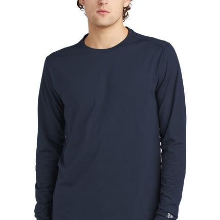 New Era  ®  Heritage Blend Long Sleeve Crew Tee. NEA102