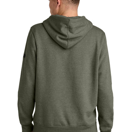 The North Face ®  Sleeve Logo Pullover Hoodie NF0A8AU0