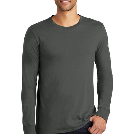 Nike Core Cotton Long Sleeve Tee. NKBQ5232