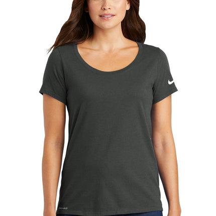 Nike Women's Dri-FIT Cotton/Poly Scoop Neck Tee. NKBQ5234