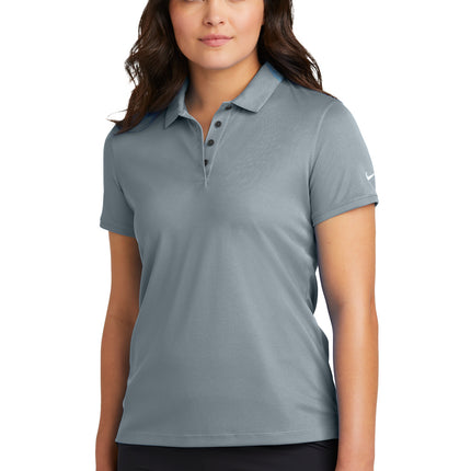 Nike Women's Victory Solid Polo NKDX6685