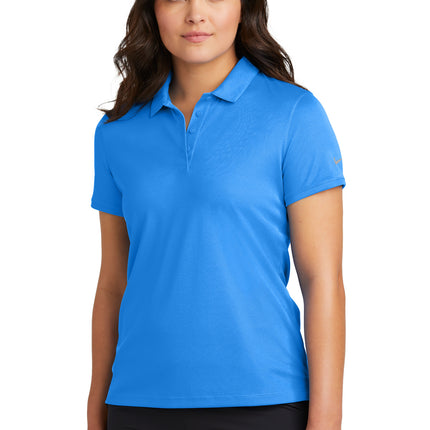 Nike Women's Victory Solid Polo NKDX6685