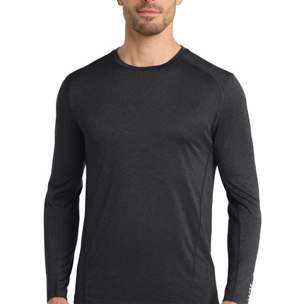 OGIO ®  Long Sleeve Pulse Crew. OE321