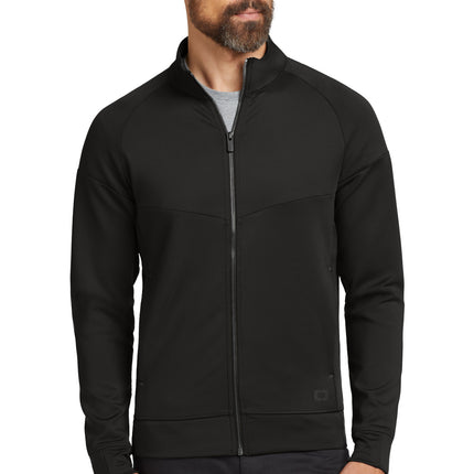 OGIO  ®  Transition 1/4-Zip. OG821