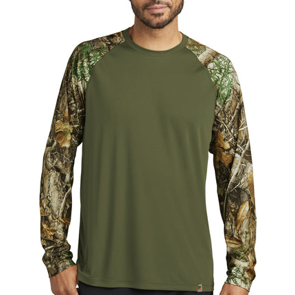Russell Outdoors   Realtree ®  Colorblock Performance Long Sleeve Tee RU151LS